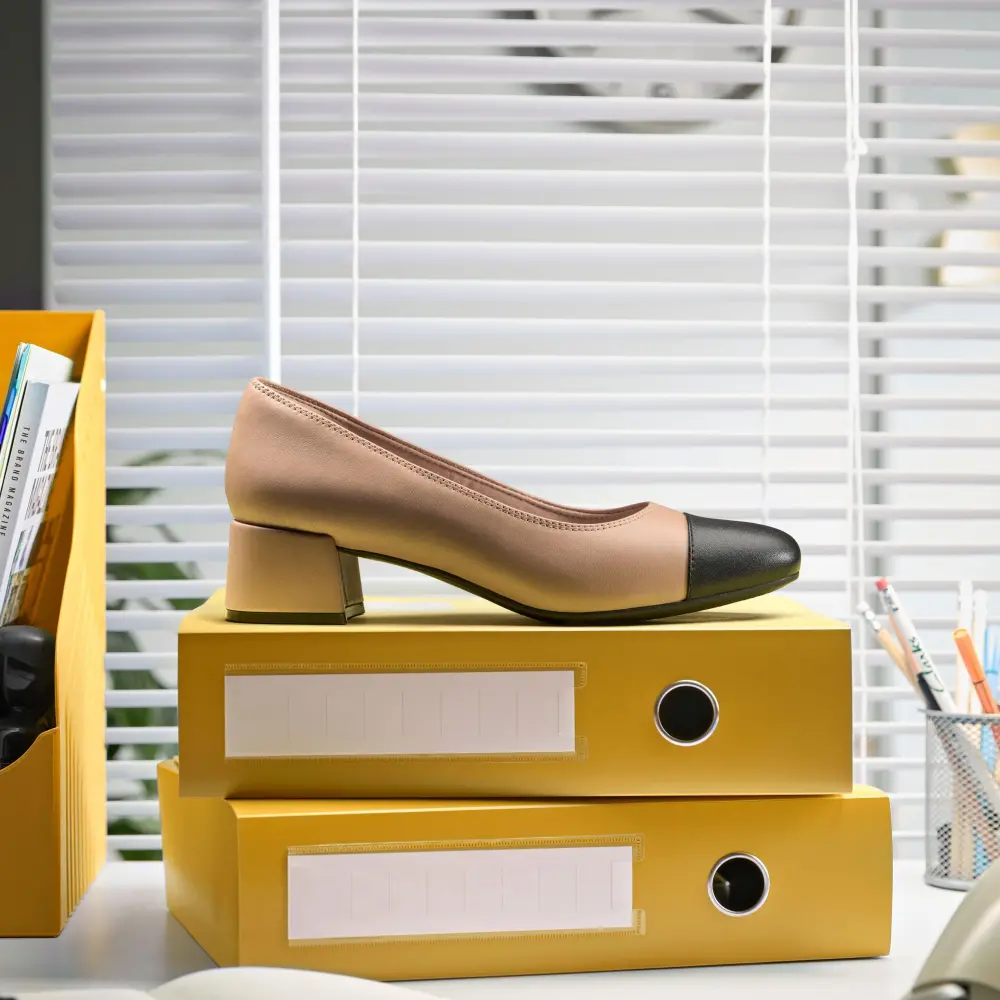 Iridessa May Damenpumps aus beigefarbenem Leder online