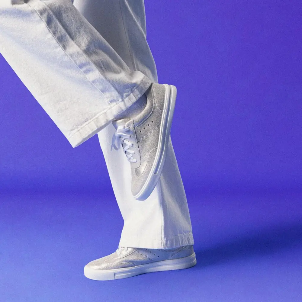 Makea Court Metallic-Leder-Sneaker für Damen online